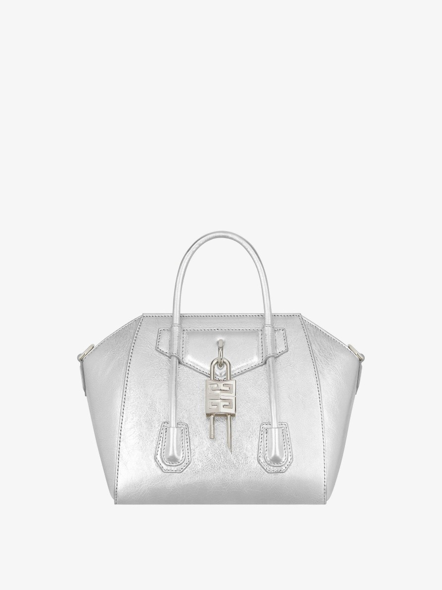 Donne Givenchy Borse Mini E Micro | Borsa Mini Antigona Lock In Pelle Metallizzata Grigio Argentato